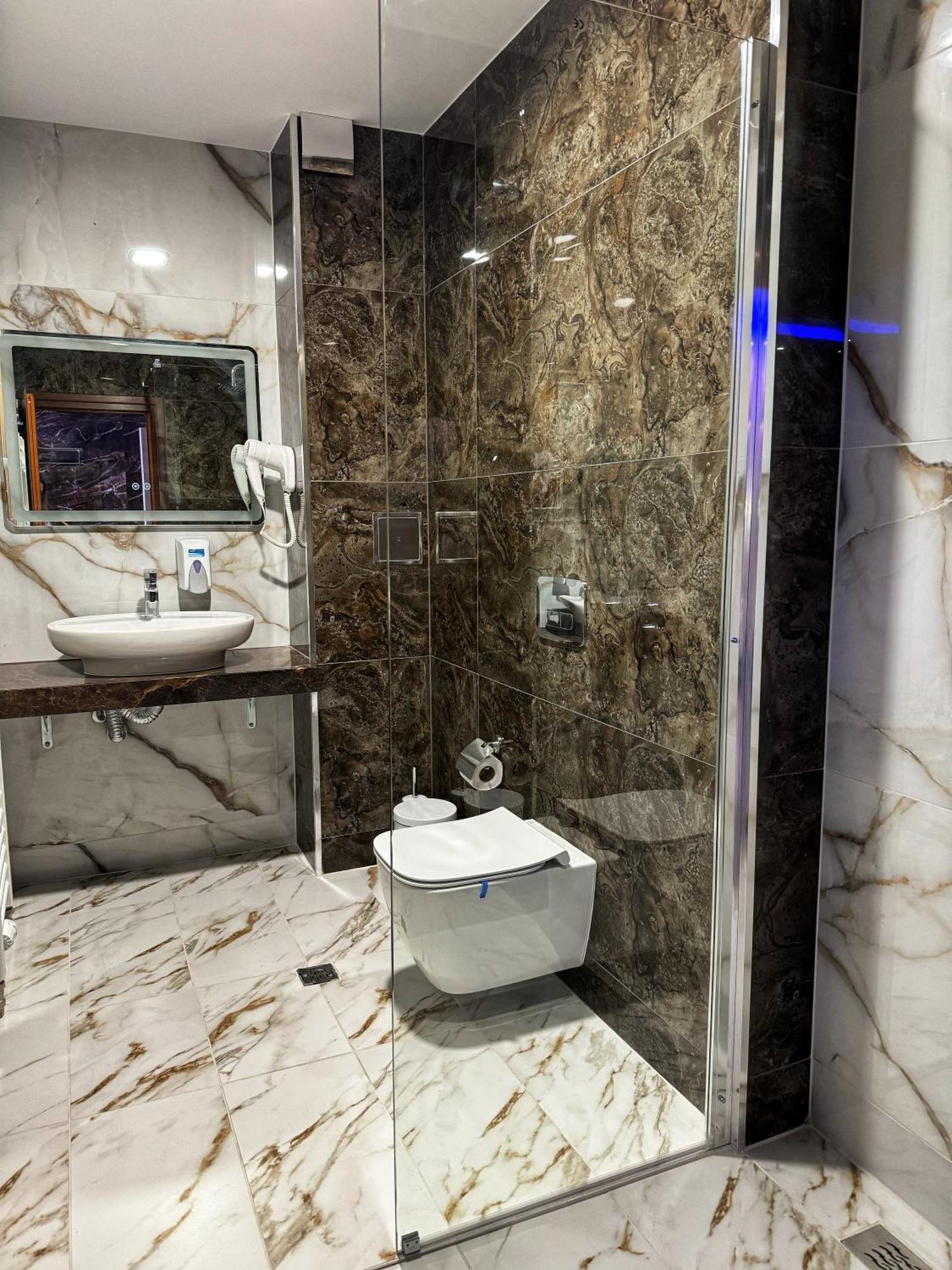 Hotel Diamant Dospat Zewnętrze zdjęcie